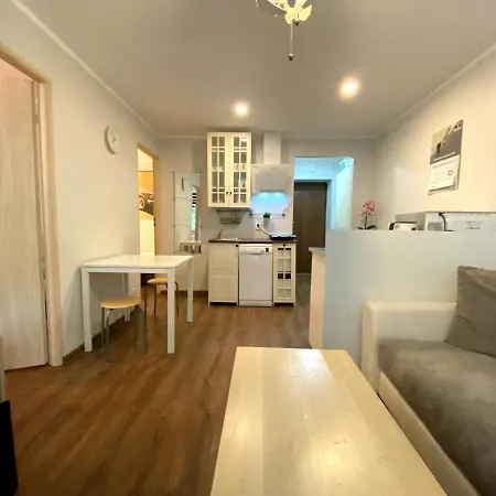 Forest - 23 Marca By Grand Appartement